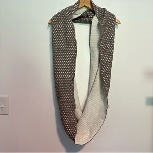 Seed heritage, gray, and white polkadot knit Infiniti scarf